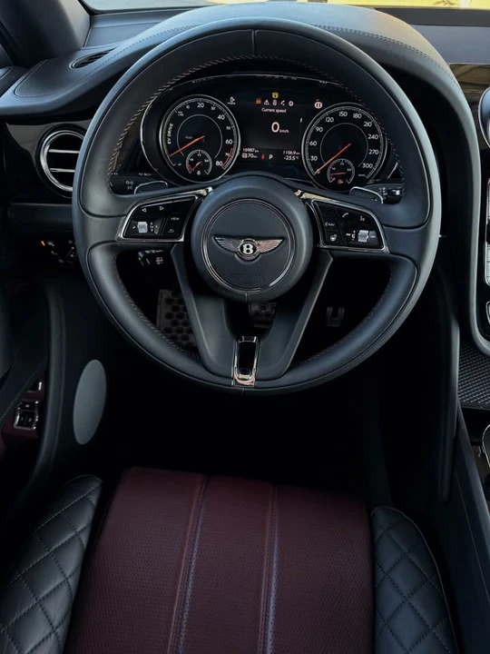 2019 Bentley Bentayga Mulliner - Image 8 of 12