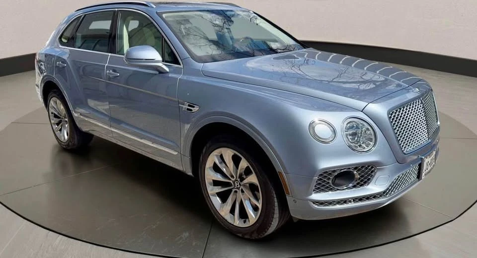 2019 Bentley Bentayga - Image 3 of 18