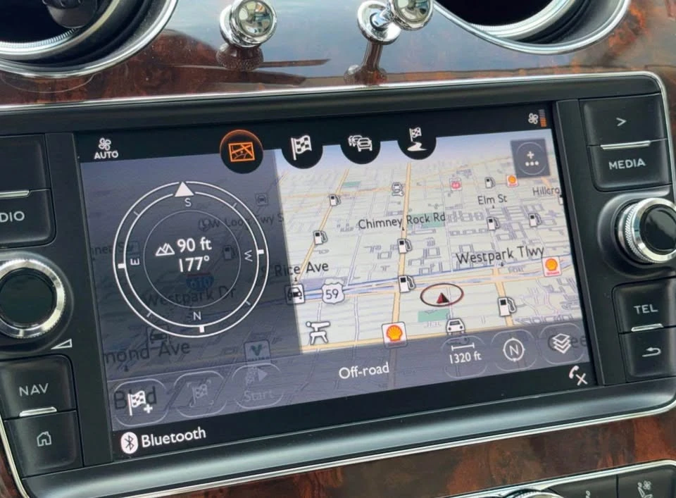 2019 Bentley Bentayga - Image 18 of 18