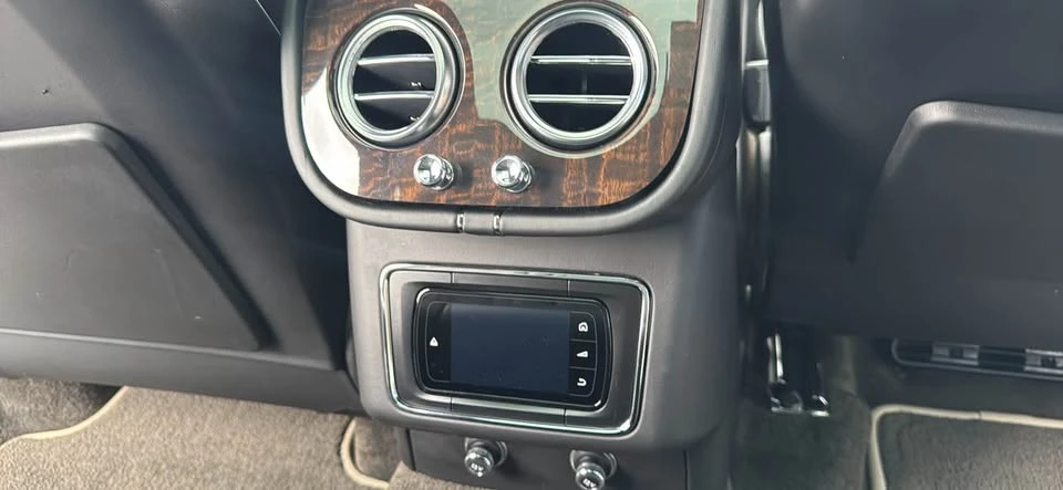 2019 Bentley Bentayga Speed - Image 7 of 15