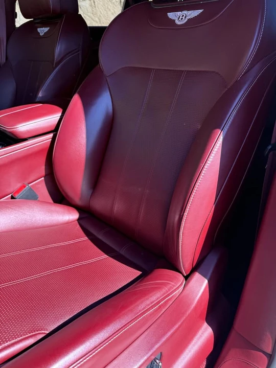 2019 Bentley Bentayga - Image 9 of 16