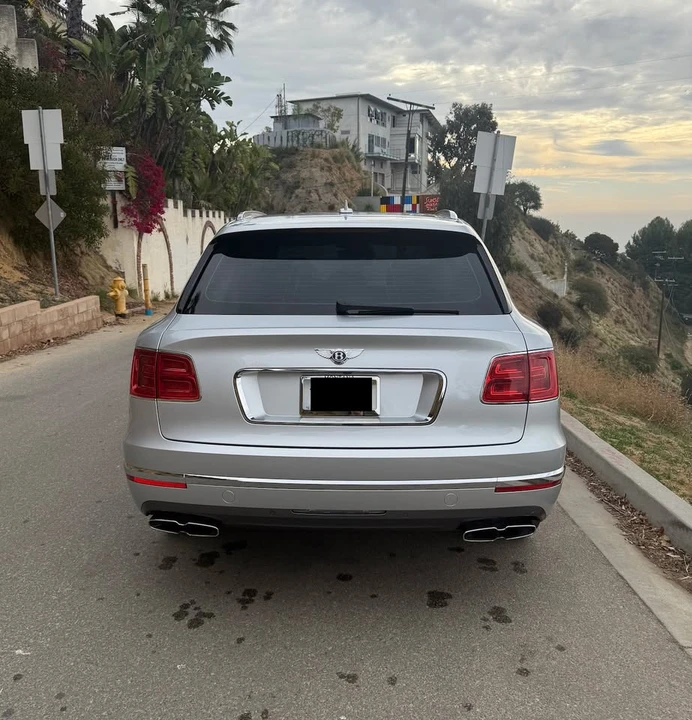 2019 Bentley Bentayga - Image 3 of 16