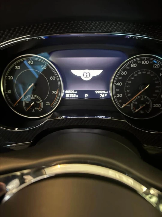 2019 Bentley Bentayga - Image 8 of 9