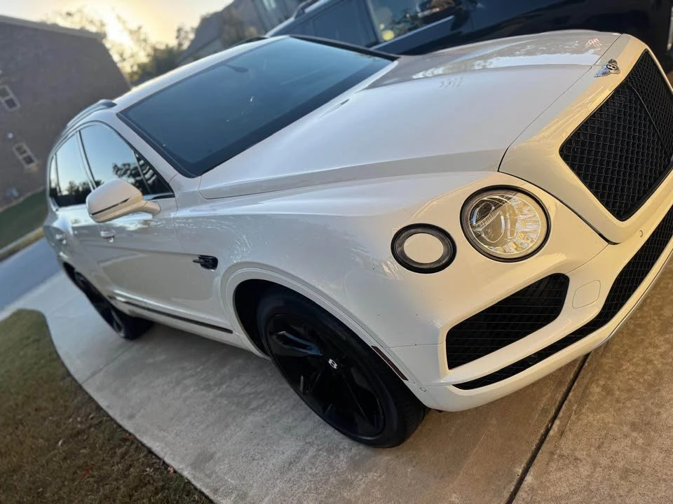 2019 Bentley Bentayga - Image 7 of 9