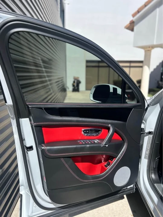 2019 Bentley Bentayga - Image 10 of 10