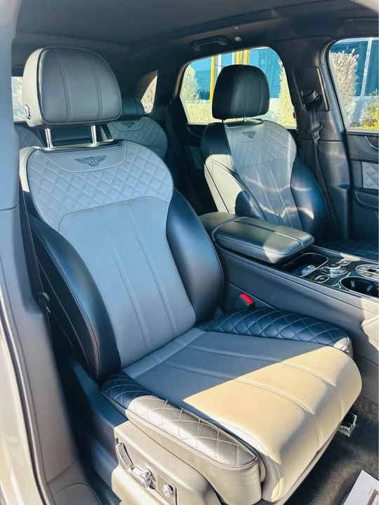2019 Bentley Bentayga - Image 12 of 20