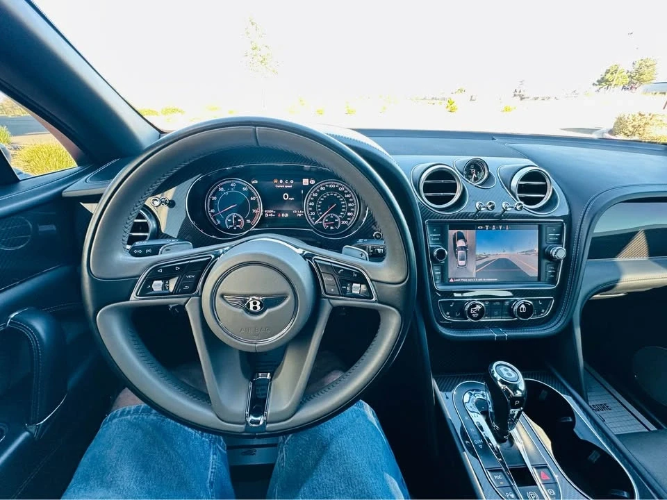 2019 Bentley Bentayga - Image 17 of 20