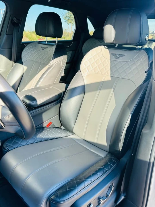 2019 Bentley Bentayga - Image 9 of 16