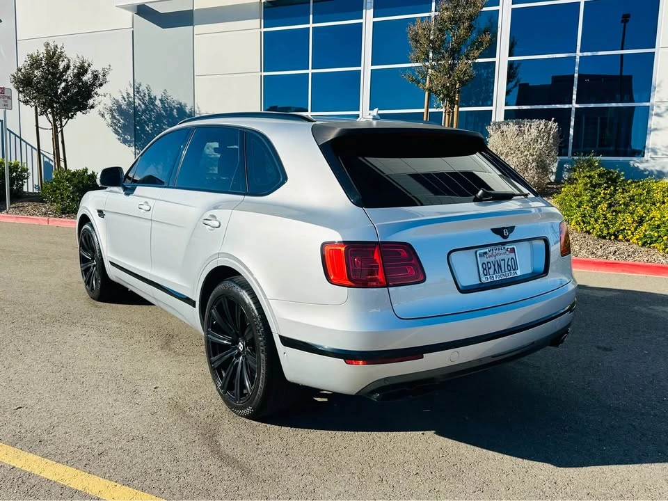 2019 Bentley Bentayga - Image 6 of 16