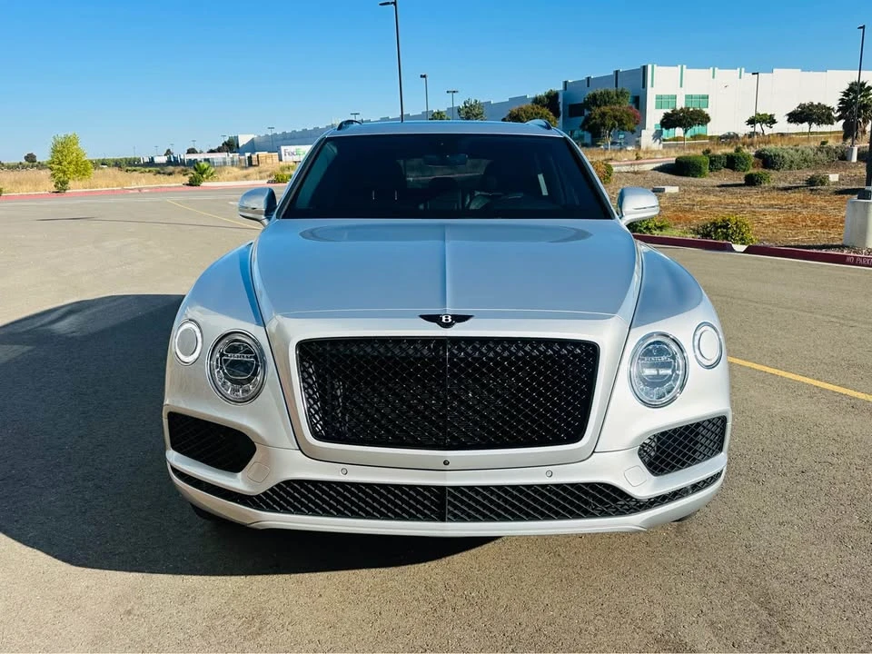 2019 Bentley Bentayga - Image 8 of 16