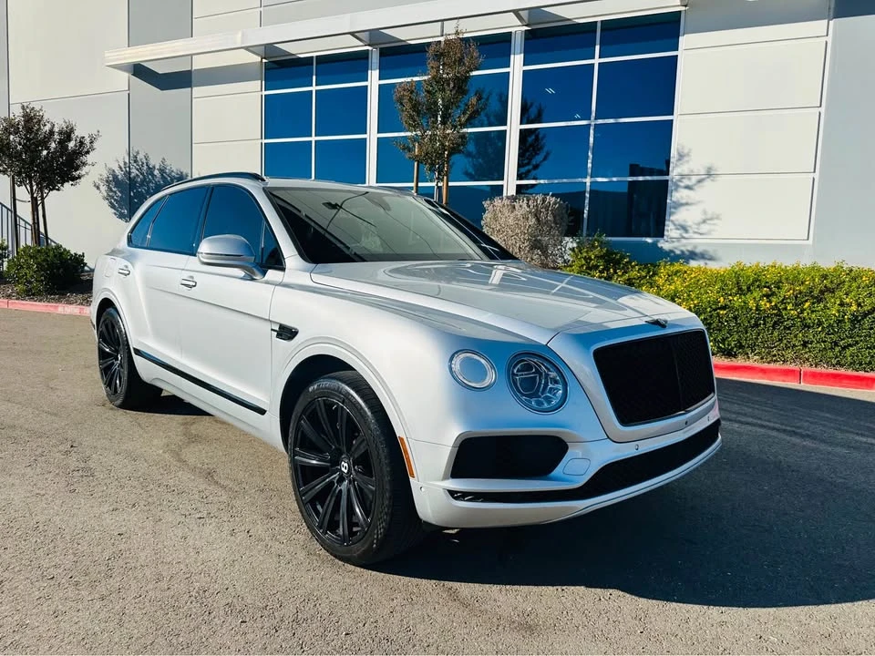 2019 Bentley Bentayga - Image 3 of 16