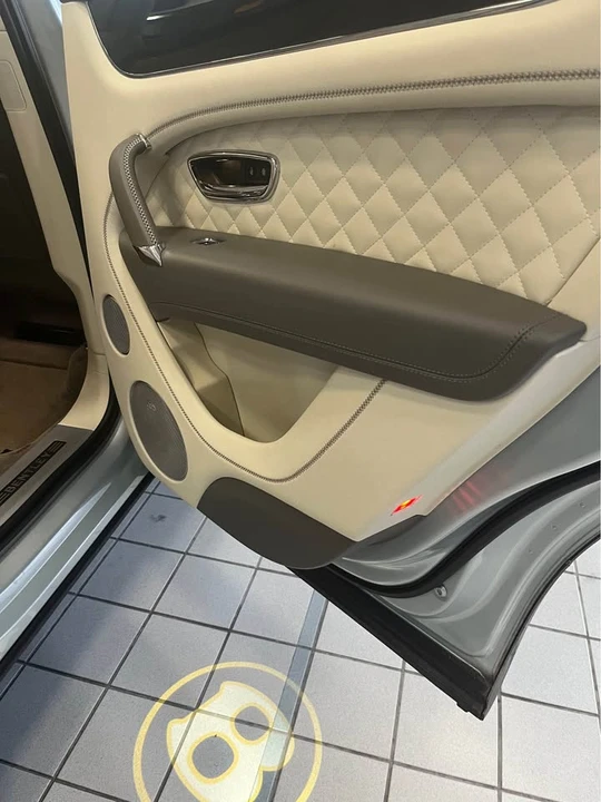 2019 Bentley Bentayga - Image 15 of 15