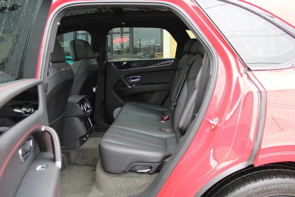 2019 Bentley Bentayga - Image 13 of 19