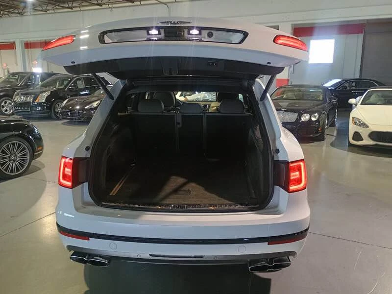 2019 Bentley Bentayga - Image 14 of 14