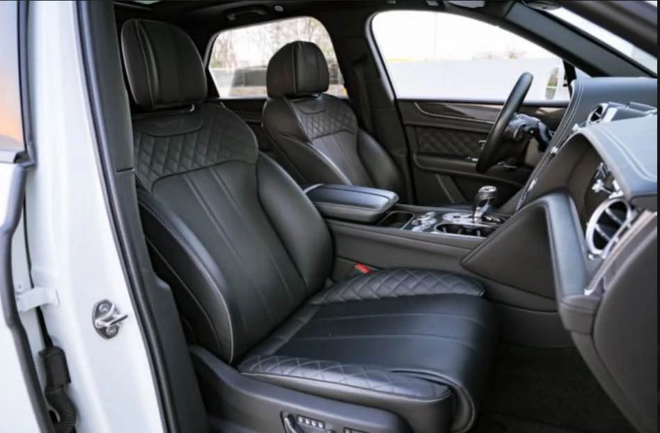 2019 Bentley Bentayga - Image 11 of 12