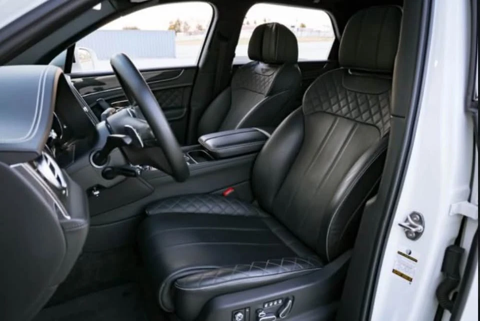 2019 Bentley Bentayga - Image 9 of 12