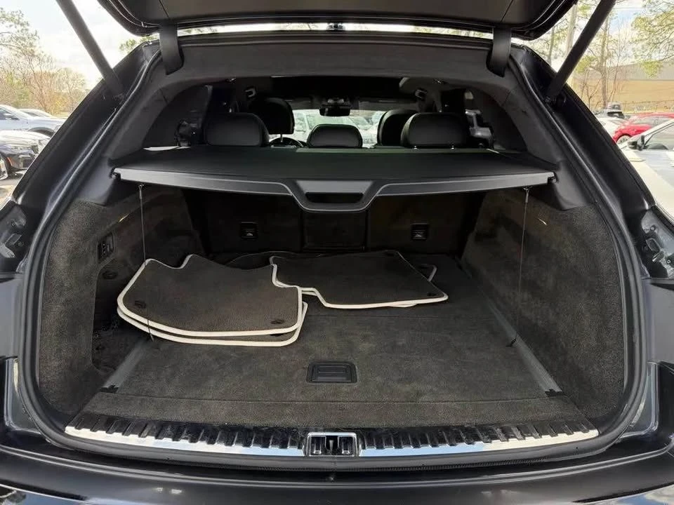2019 Bentley Bentayga - Image 5 of 19