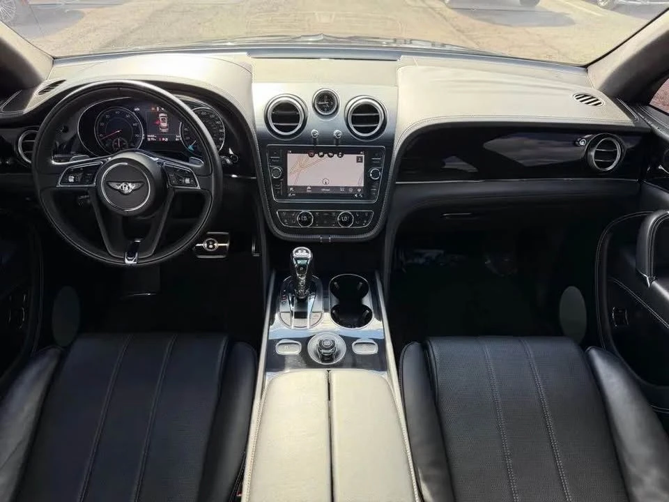 2019 Bentley Bentayga - Image 15 of 19