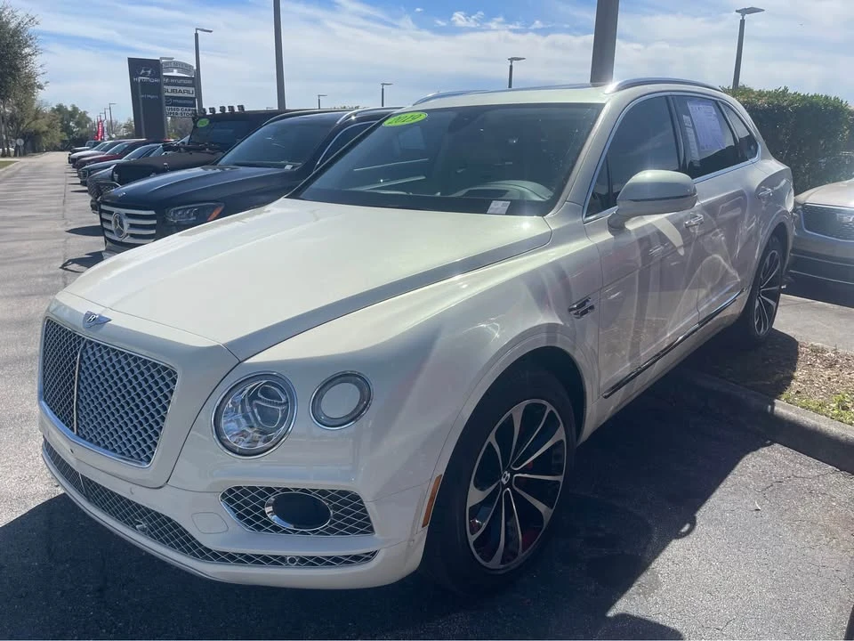 2019 Bentley Bentayga - Image 2 of 10
