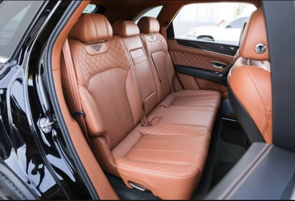 2019 Bentley Bentayga - Image 8 of 15