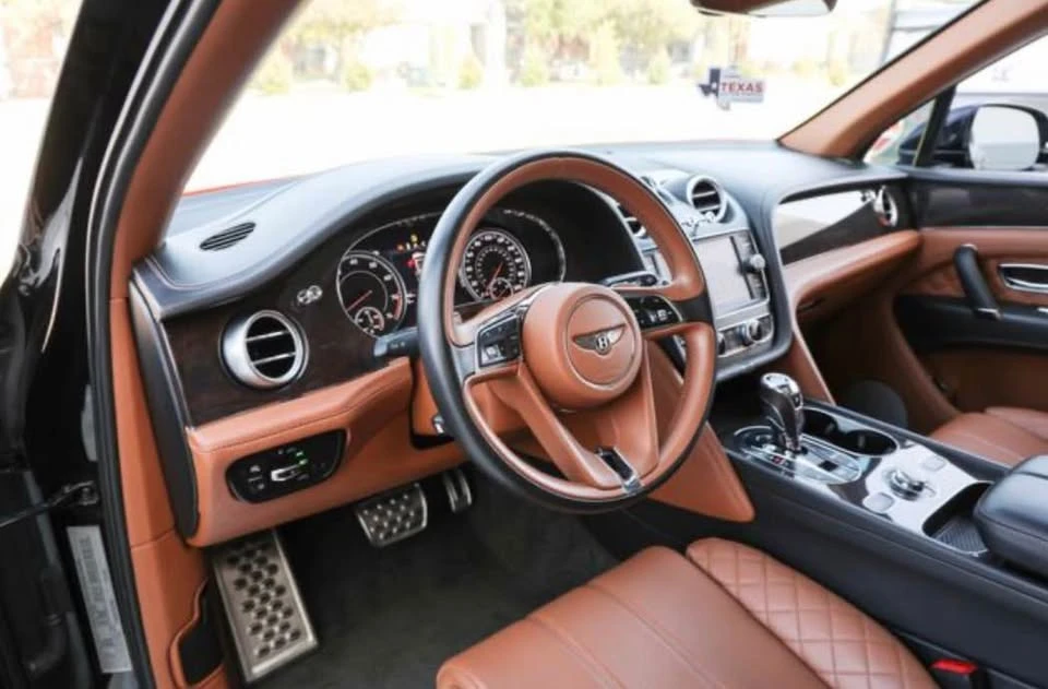 2019 Bentley Bentayga - Image 4 of 15
