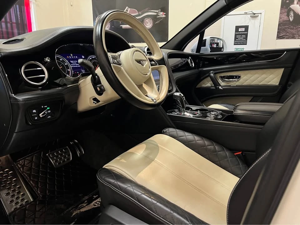2019 Bentley Bentayga - Image 16 of 20