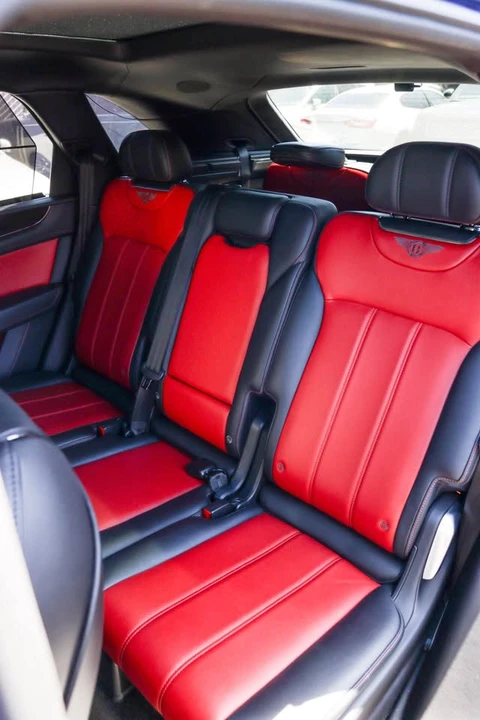 2019 Bentley Bentayga - Image 8 of 15