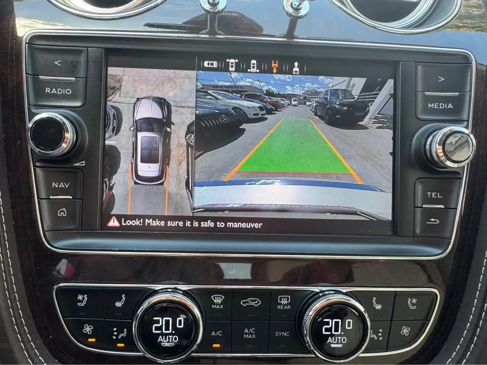 2019 Bentley Bentayga - Image 5 of 17