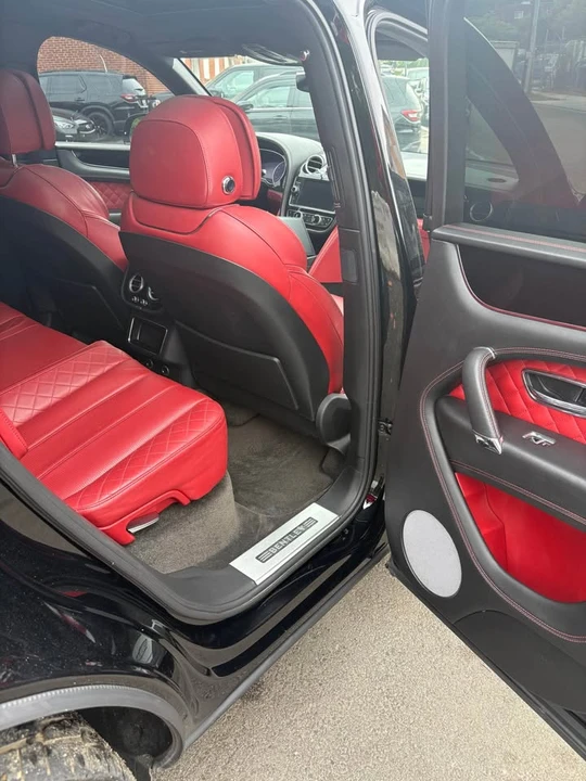 2019 Bentley Bentayga - Image 9 of 10