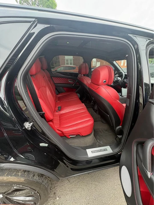 2019 Bentley Bentayga - Image 10 of 10