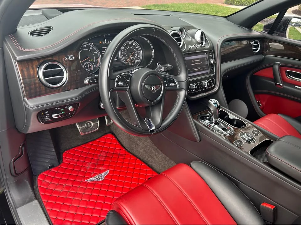 2019 Bentley Bentayga - Image 19 of 20
