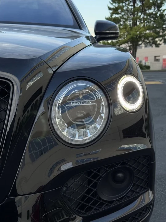 2019 Bentley Bentayga - Image 11 of 11
