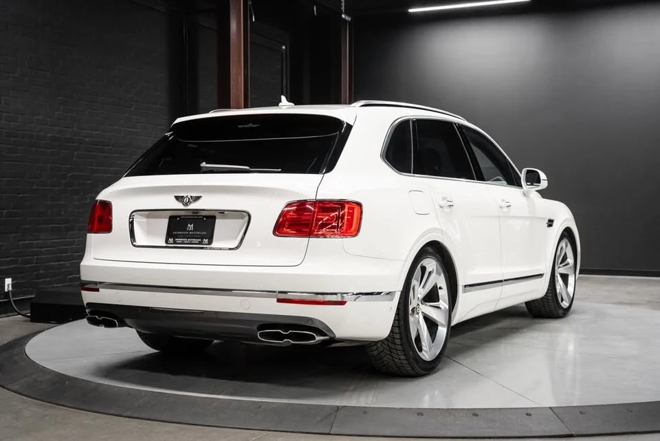 2019 Bentley Bentayga - Image 9 of 9