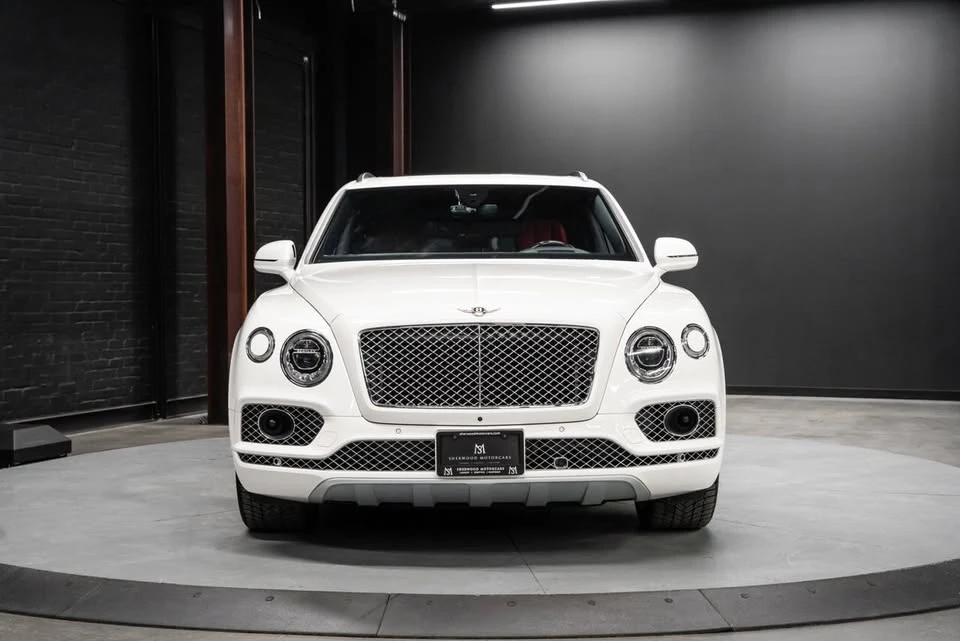 2019 Bentley Bentayga - Image 3 of 8