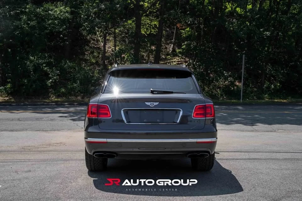 2019 Bentley Bentayga - Image 8 of 15