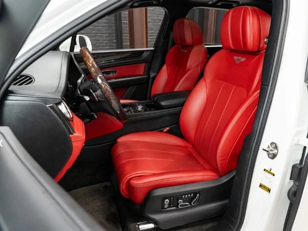2019 Bentley Bentayga - Image 5 of 8
