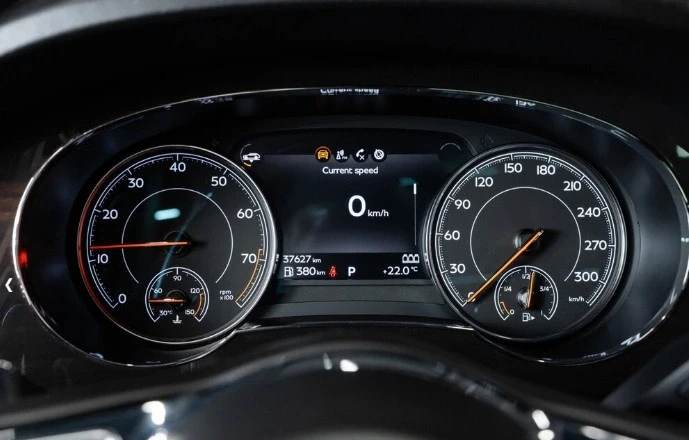 2019 Bentley Bentayga - Image 8 of 8