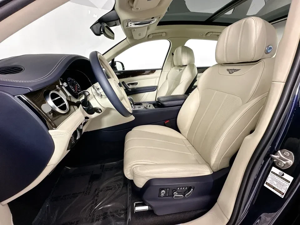2019 Bentley Bentayga - Image 4 of 7