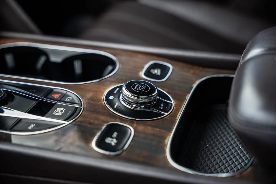 2019 Bentley Bentayga - Image 12 of 20