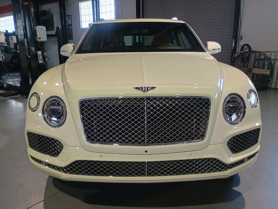 2019 Bentley Bentayga - Image 8 of 20
