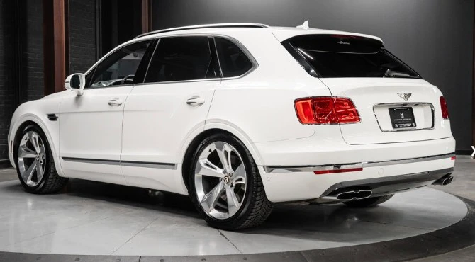 2019 Bentley Bentayga - Image 3 of 8