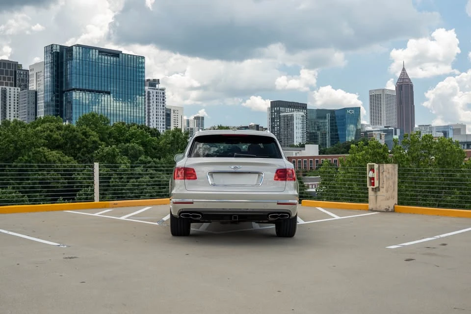 2019 Bentley Bentayga - Image 19 of 20