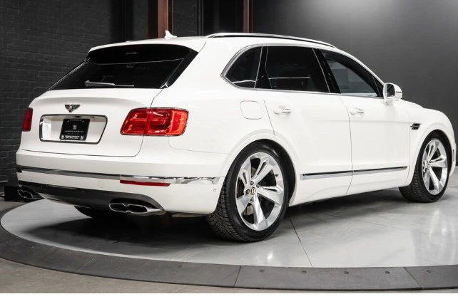 2019 Bentley Bentayga - Image 4 of 8