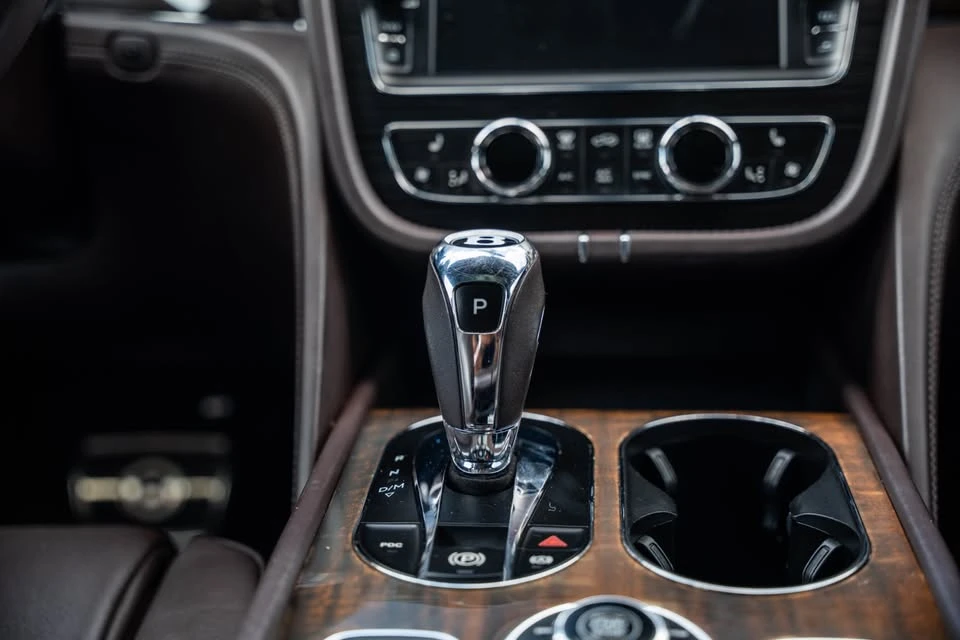 2019 Bentley Bentayga - Image 11 of 20