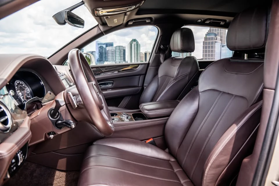 2019 Bentley Bentayga - Image 5 of 20