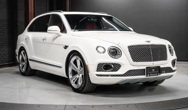 2019 Bentley Bentayga - Image 2 of 8