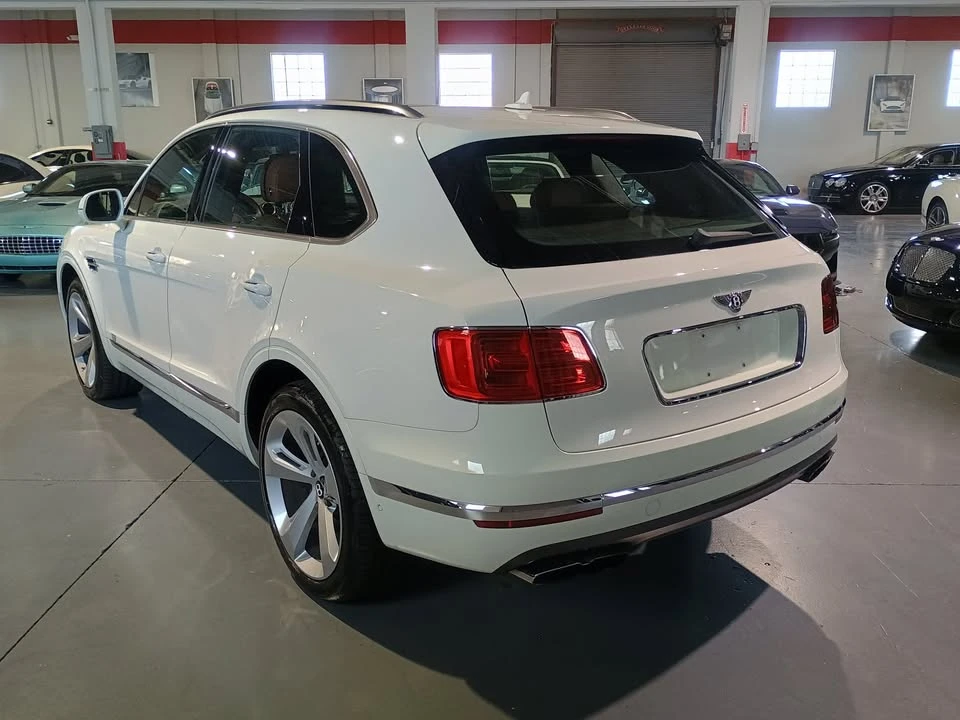 2019 Bentley Bentayga - Image 3 of 20