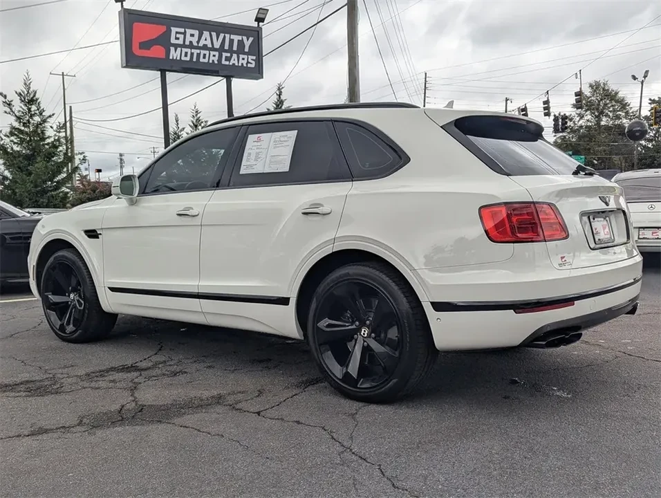 2019 Bentley Bentayga - Image 2 of 16