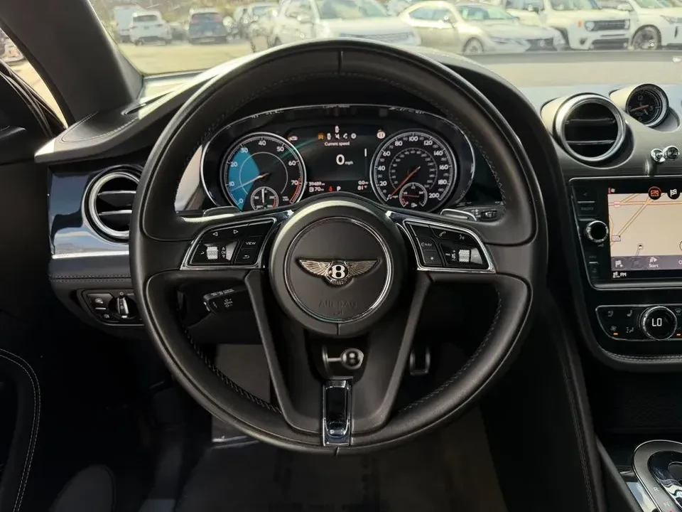 2019 Bentley Bentayga - Image 11 of 14