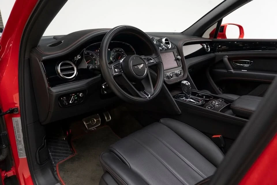 2019 Bentley Bentayga - Image 13 of 20